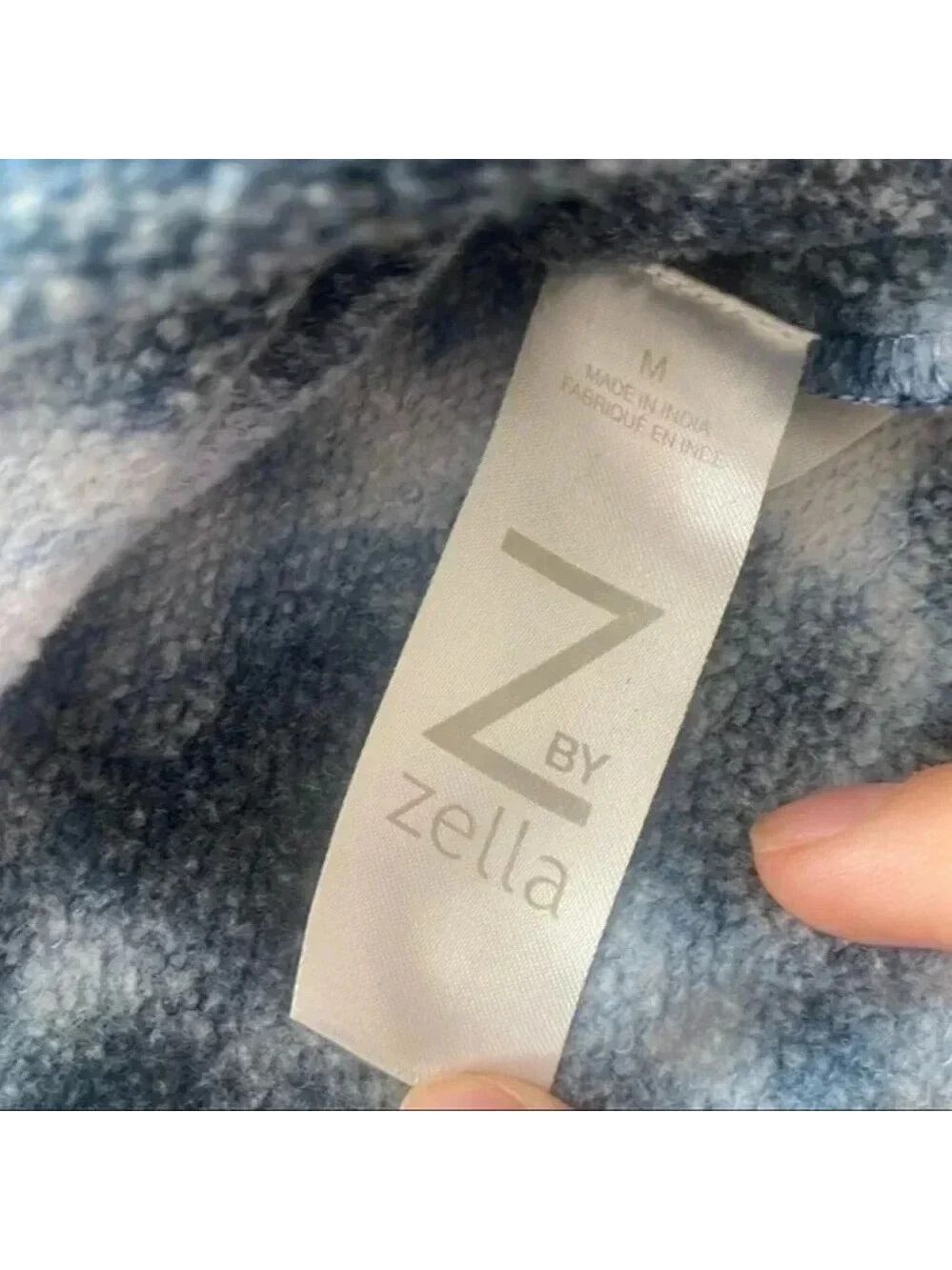 Z by Zella blue tie-dye women’s sweatshirt size Medium - Picture 7 of 9